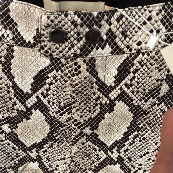 Choosy Women’s Snake Print Pants 4 - Picture 5 of 10